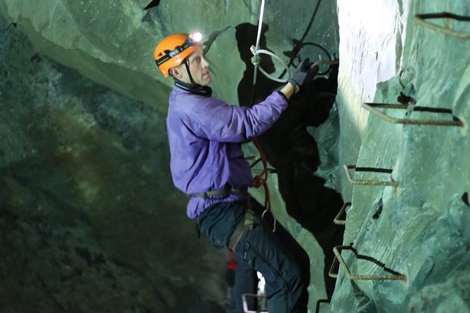 Climb in the Mine - From the car park to the first tunnel