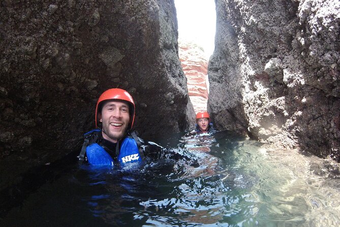Coasteering Geopark Adventure In Torquay - Climbing, boulders and the jump choices