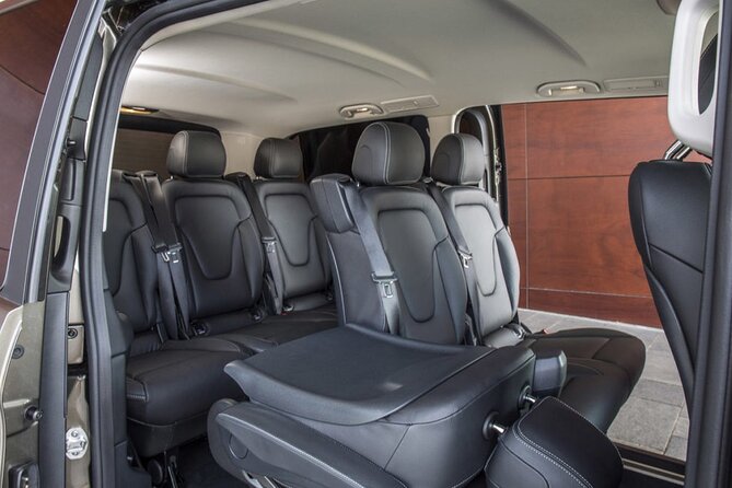 Departure from Central London to Heathrow Airport by Luxury Van - Meeting your chauffeur at the hotel