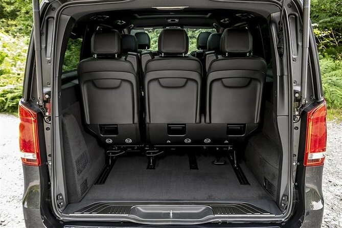 Departure from Central London to Heathrow Airport by Luxury Van - The ride to Heathrow and what the driver can add