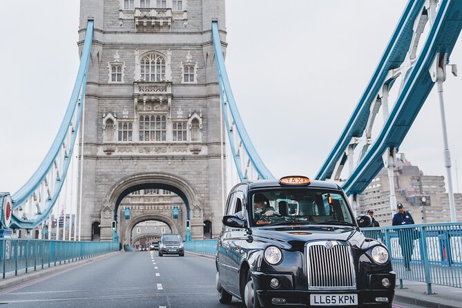 Discover London in a Panoramic Black Cab - The Unusual Pause at Leake Street Arches