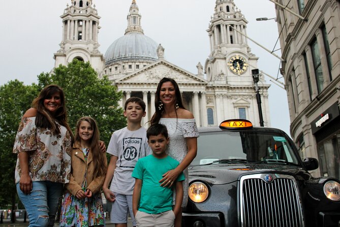 Discover London in a Panoramic Black Cab - St. Paul’s Cathedral and the Move Toward the City