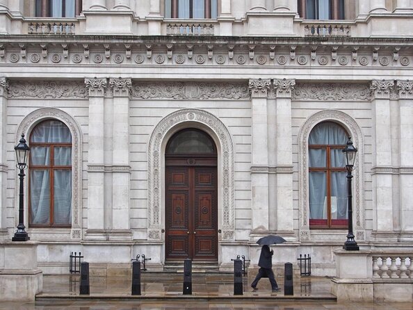 Discover the Secrets of Whitehall - Key points to know before you book