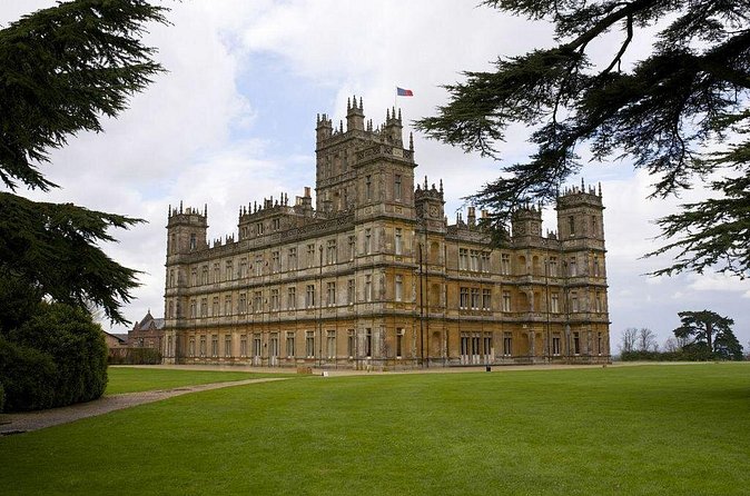 Downton Abbey and Highclere Castle Tour from London - The gardens and grounds of Highclere Castle