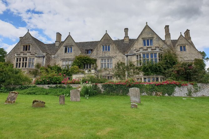 Downton Abbey Day In The Cotswolds Tour - Bampton, the heart of the Downton route