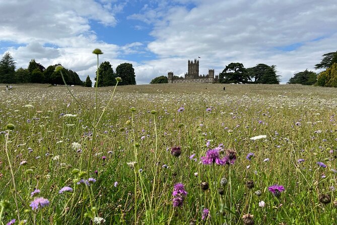 Downton Abbey & Highclere Castle Tour from London, with Oxford - Guide Style Can Shape the Day