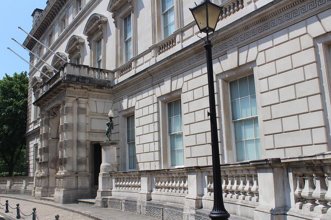 Downton Abbey London Walking Tour - Why Downton Abbey works so well in central London