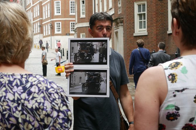 Downton Abbey London Walking Tour - Following the Strand through several fictional cities