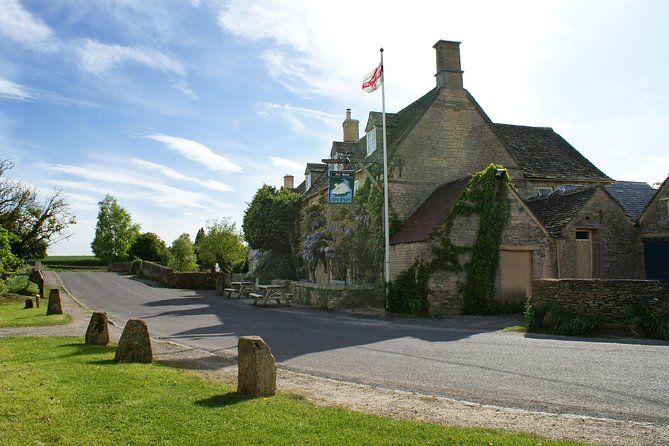 Downton Abbey sites, Cotswolds and Blenheim Palace from London - Bampton, where Downton village comes alive