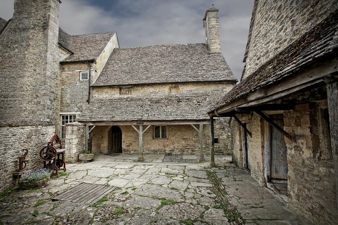 Downton Abbey Town and Country Tour from London by Private Black Taxi - Why this Downton Abbey day trip works