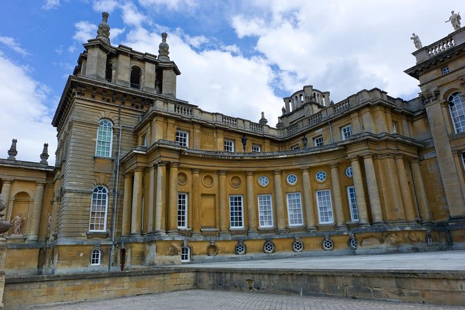 Downton Abbey Village, Blenheim Palace and Cotswolds Day Trip from London - Why the guide can shape the whole day