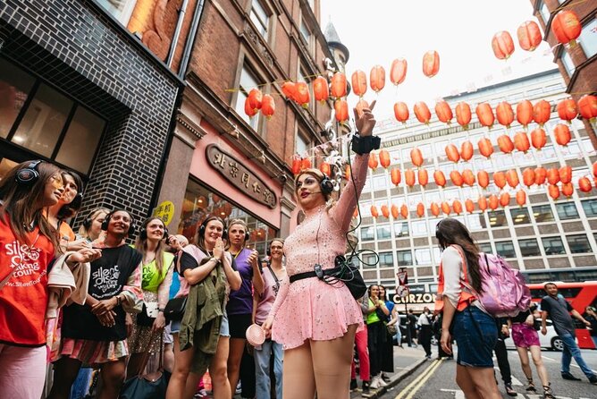 Drag Queen Disco Diva Tour - Silent Disco Walking Tour - Group size, comfort, and practical preparation