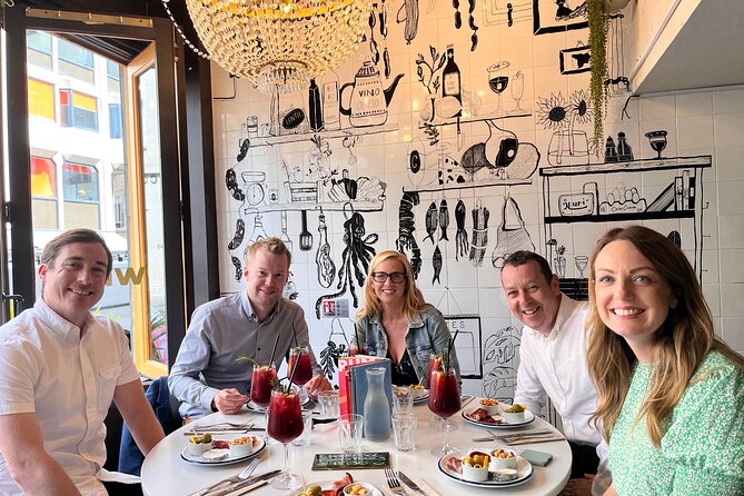 Eat and Explore Liverpool Walking Tour - Why the 12-person limit matters