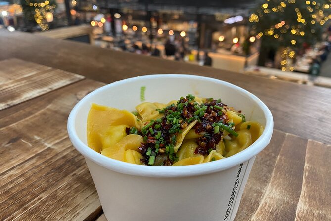 Eat the East End food tour with London Bites Tours - Shoreditch: a neighborhood that keeps changing