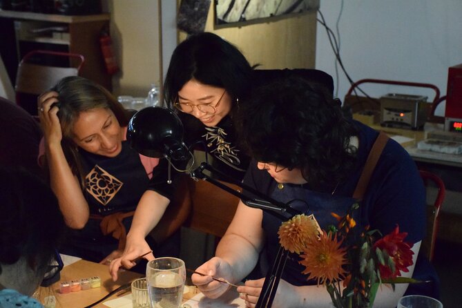 Enamel Jewellery Making Class in London - Learning to place enamel powder