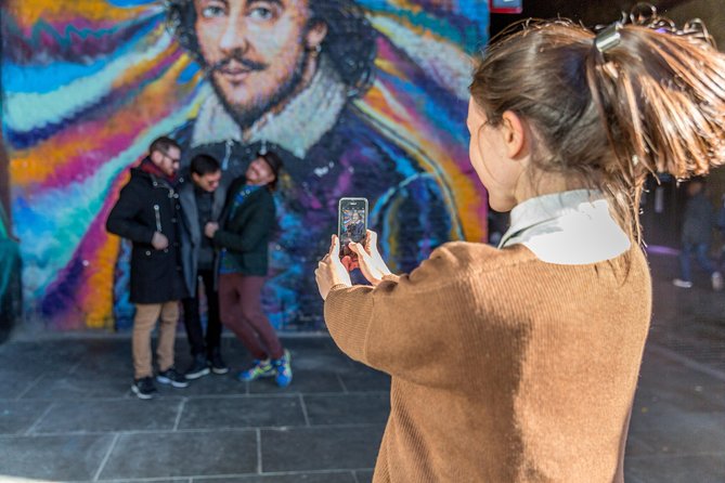 Essential London: Must-Sees and Hidden Gems (Private Tour) - Borough Market, film locations, and the Southwark finish