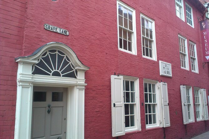 Essential Whitby: Discover the town’s legends on a self-guided audio tour - Pannett Park and a change of pace