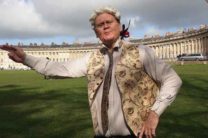 Exceptional Bath tour guide making your visit splendidly memorable. - No. 1 Royal Crescent and the best photo stop