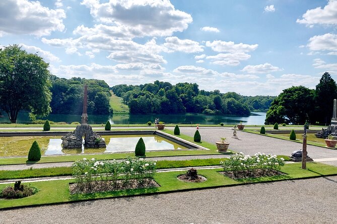 Exclusive Blenheim Palace &Cotswolds Private Day Tour from London - Walking Burford Hill and the old High Street