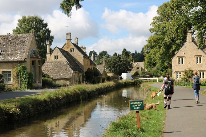 Explore the Cotswolds (Private Day Tour from London) - Burford, the gateway town