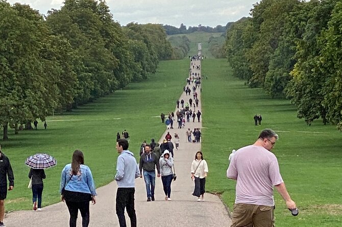 Explore Windsor Castle and Hampton Court Palace - Is $1,224.98 good value for a group of eight?