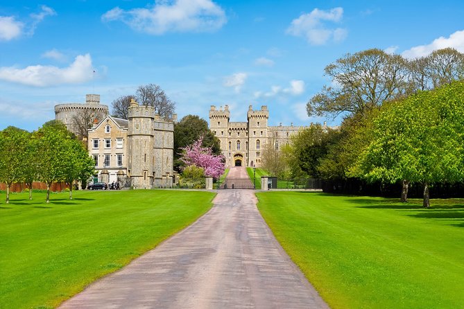 Extended visit: Windsor Castle & Stonehenge - Stonehenge: two hours with a prehistoric mystery