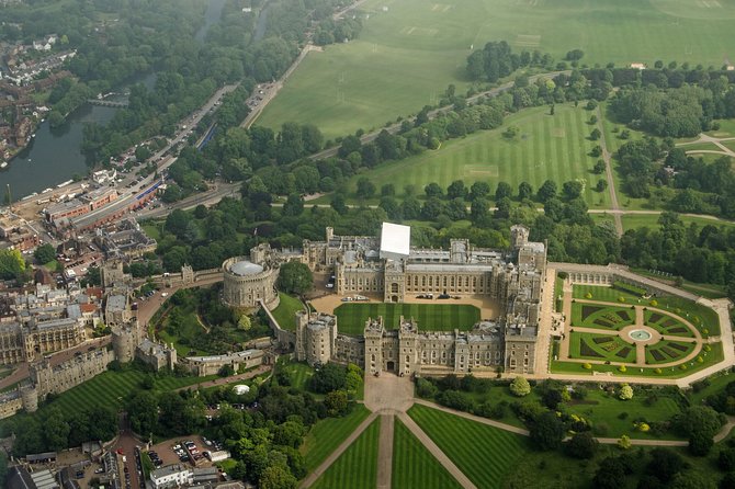 Extended visit: Windsor Castle & Stonehenge - Coach comfort and the physical side of the day