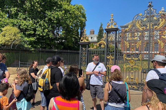 Freddie Mercury and Queen. The London tour - Kensington Church Street and the BIBA connection