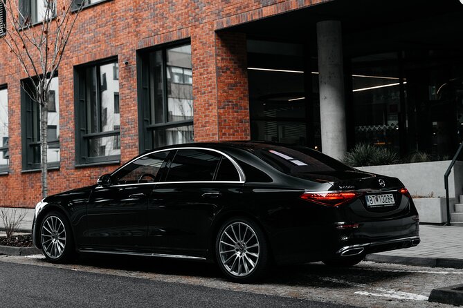 From Heathrow Airport to Southampton Private Chauffeur Service - A private ride with no shared passengers