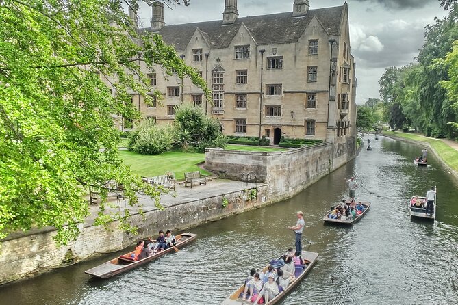 From London: Oxford and Cambridge University Town Tour with Guide - Why this day works for first-time visitors