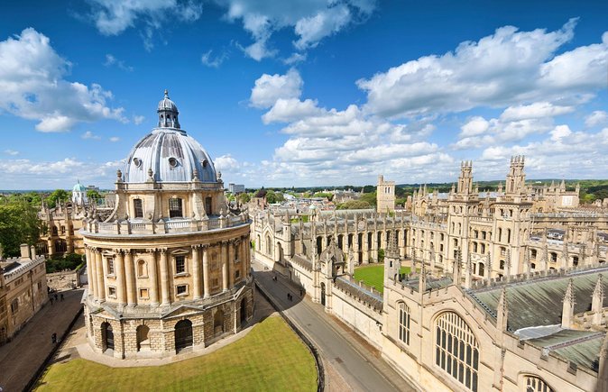 From London: Oxford and Cambridge University Town Tour with Guide - Oxford: famous colleges, libraries, and a choice of pace
