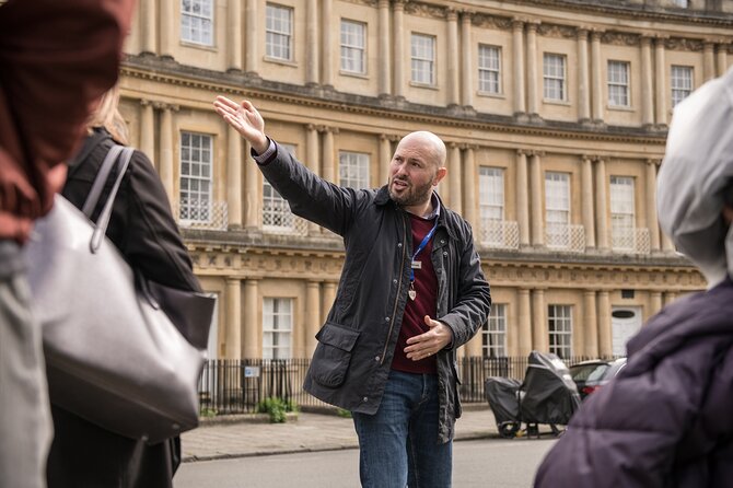 Full-Day Private Tour of Stonehenge and Bath with Pickup - Pulteney Bridge and the final walk through Bath