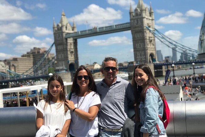 Full Day Private Walking Tour with Skip-the-Line Tower of London - Modern finance and the quiet garden at St. Dunstan