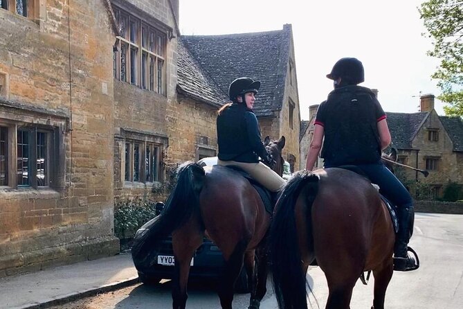 Full-Day Windsor Castle & Cotswolds Driving Tour - Three hours among Cotswolds villages