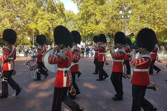 Full Royal Tour: Royal London & Buckingham Palace Tour - Westminster Abbey from the outside