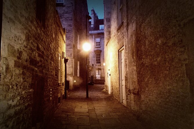 Fully Guided Bath Ghost Tours - Queen Street is the best spot for a post-tour drink