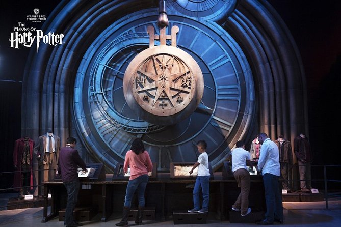 Fully Guided Tour of Warner Bros Studio Tour London – The Making of Harry Potter - Diagon Alley, Dumbledore’s office, and the Hogwarts rooms