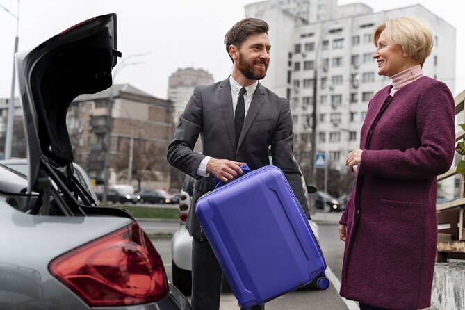 Gatwick Airport Taxi - Private Transfer to/from London - Choosing the right vehicle for your luggage