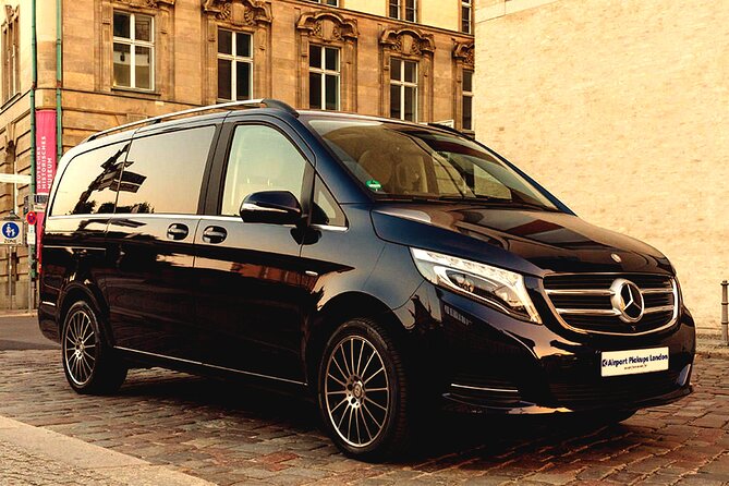 Gatwick to Southampton Private Taxi Transfers - A direct ride from Gatwick to Southampton