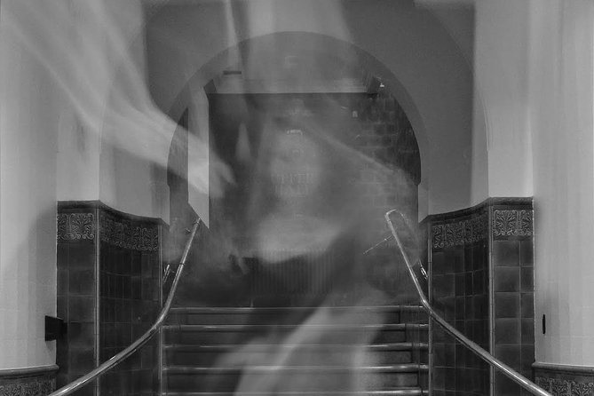 Ghastly Ghost Walking Tour in London - Starting beside All Hallows by Tower Church at 8 pm