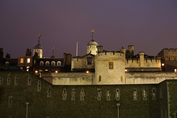 Ghastly Ghost Walking Tour in London - Walking conditions, weather, and comfort