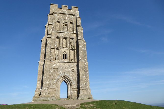 Glastonbury Tour - Private Tour from Bath - Walking through Glastonbury and finding the Thorn