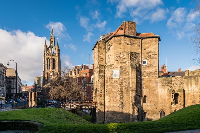 Guided City Walking Tour of Newcastle - Newcastle Castle and the Story Beneath the Keep