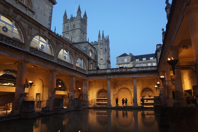 Guided tour to Bath & Stonehenge from Cambridge by Roots Travel. - Starting at Gonville Place in Cambridge