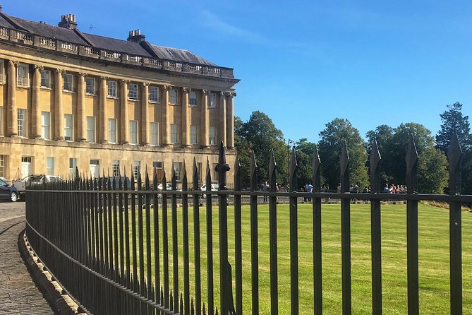 Guided tour to Bath & Stonehenge from Cambridge by Roots Travel. - Bath: a guided walk, then your own choices
