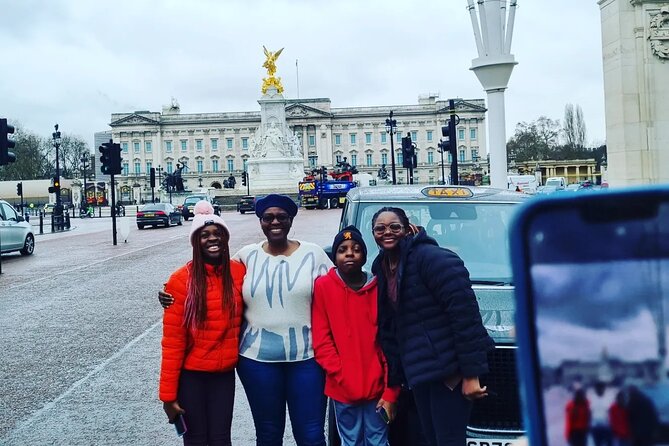 Half Day Big Sightseeing Tour of London - Tower Bridge and the eastern end of the route