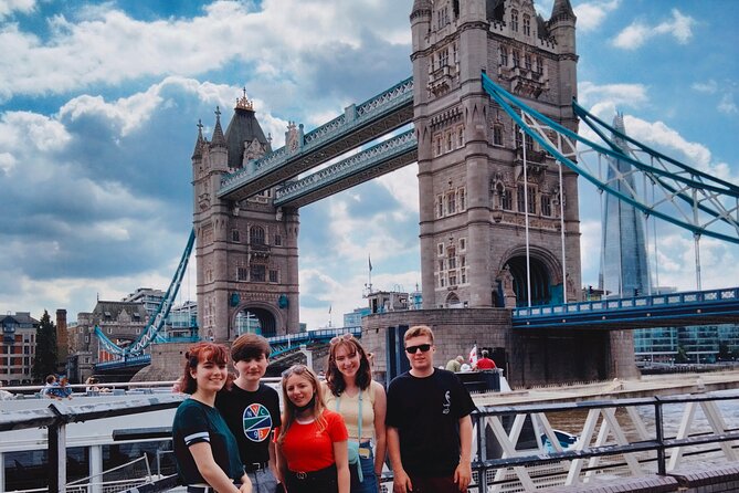 Half Day Discover London Taxi Tour - Shakespeare’s Globe and the Millennium Bridge