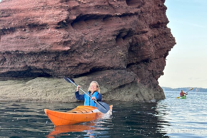 Half Day Sea kayak Guided Tour - The 30-minute beach stop