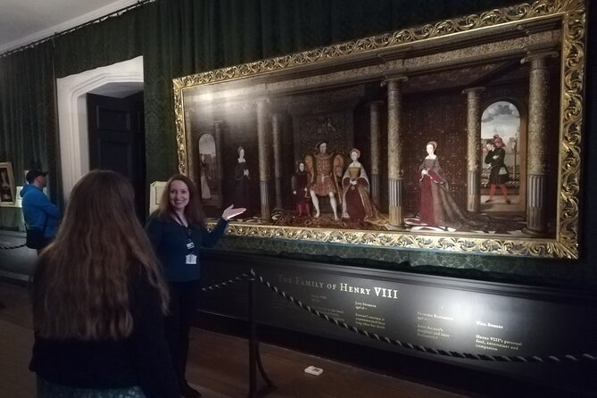 Hampton Court Palace Private Guided Tour - The Haunted Gallery and Tudor court drama