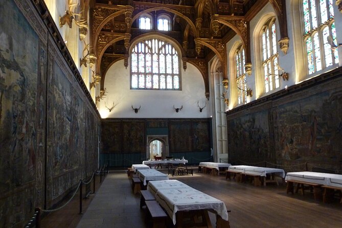 Hampton Court Palace Private Guided Tour - What fits into two hours